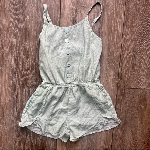 SweetHoney Short Strappy Romper - Picture 1 of 4